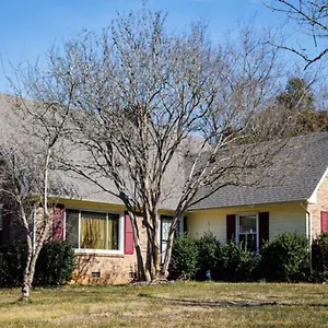 In The Heart Of The Qc! Holiday home Charlotte
